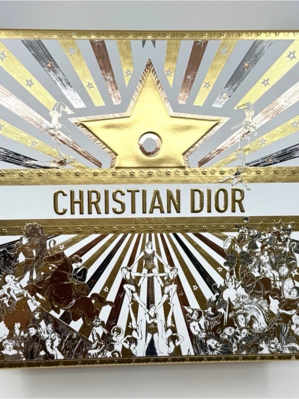 New in Box Dior GWP Gold Metallic Woven Top-Handle Cosmetic Bag Holiday 2025 - Picture 7 of 8